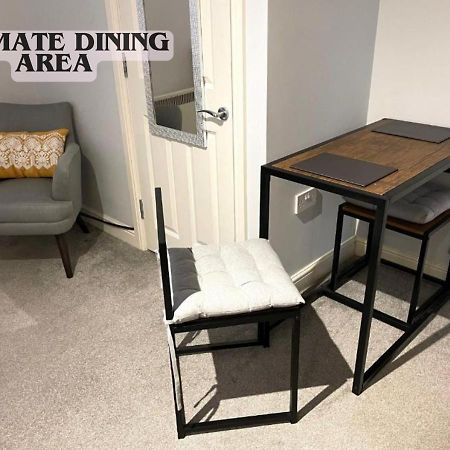 Ferienwohnung Cute And Cosy Studio In A Fantastic Location! Bishops Stortford Bishop’s Stortford Exterior foto