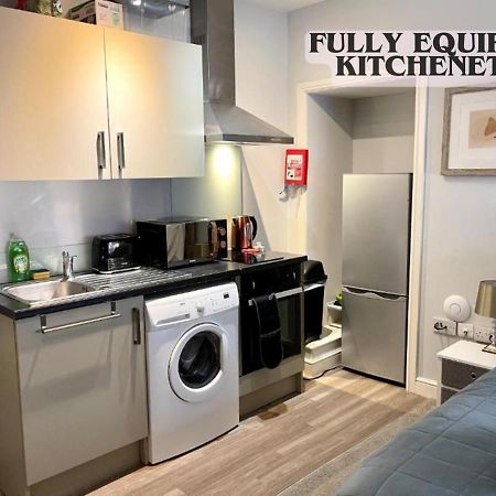 Ferienwohnung Cute And Cosy Studio In A Fantastic Location! Bishops Stortford Bishop’s Stortford Exterior foto