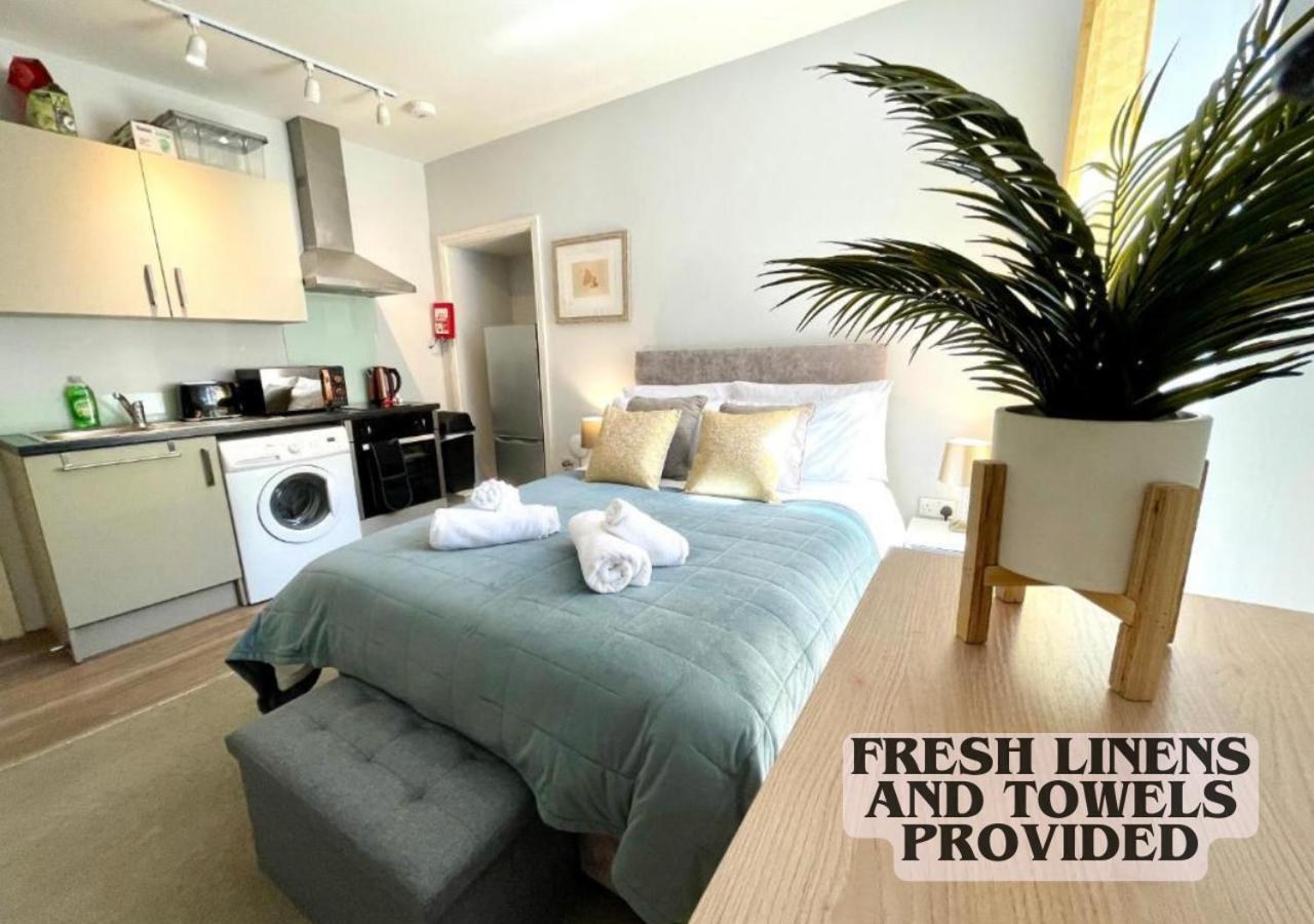 Ferienwohnung Cute And Cosy Studio In A Fantastic Location! Bishops Stortford Bishop’s Stortford Exterior foto